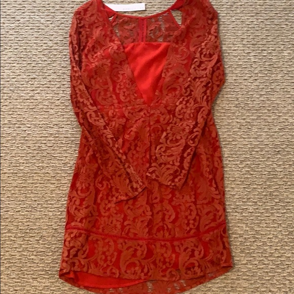Adelyn Rae red lace dress (medium) - Picture 4 of 6